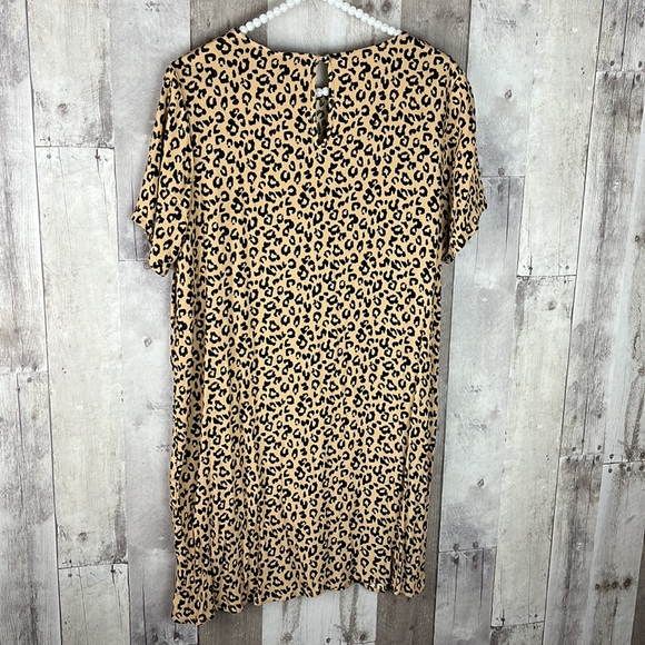 NWT Forever 21 animal print shift dress size small - Picture 6 of 6